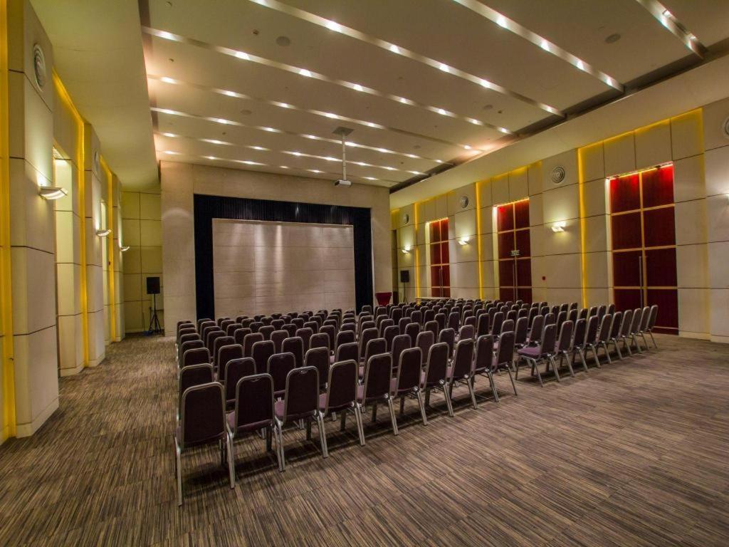 Jingjiang Inn Select Shanghai New Hongqiao Exterior foto